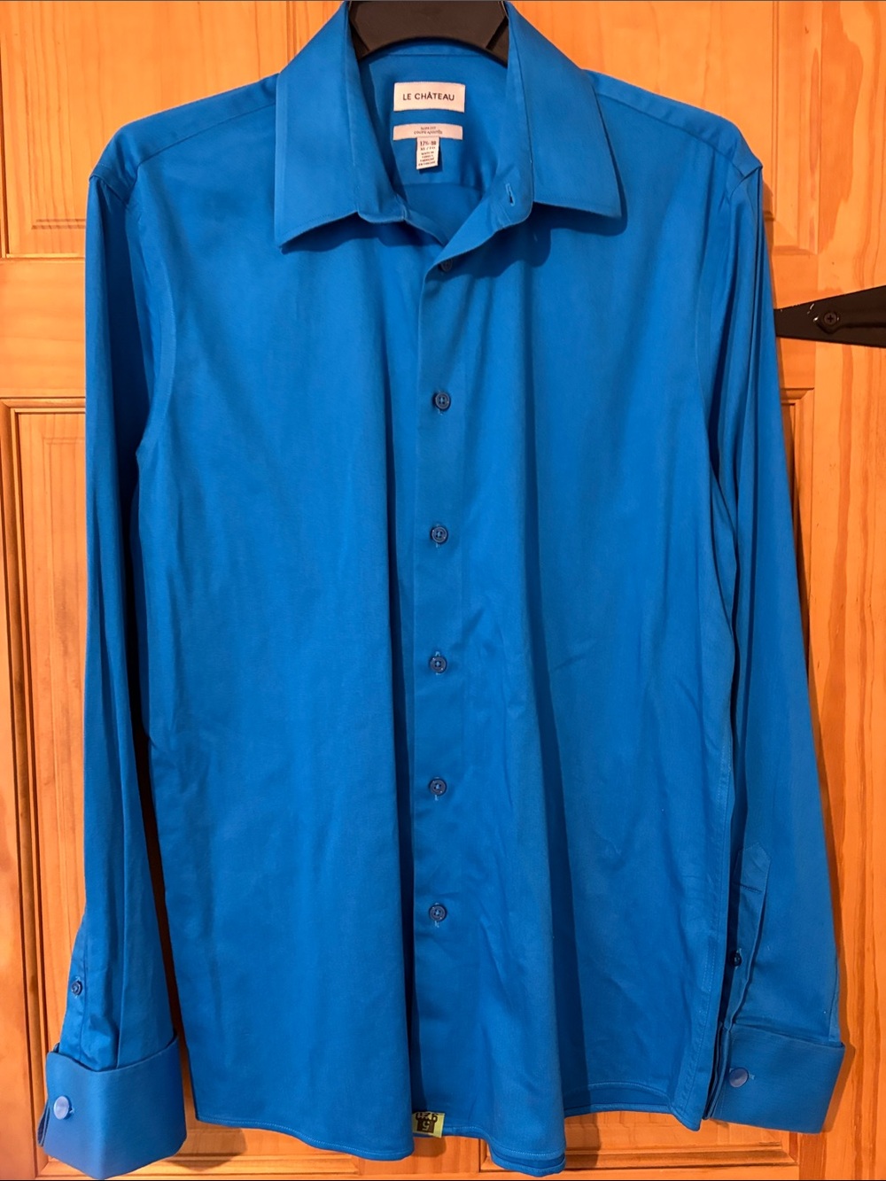 le chateau Men's Vibrant Teal-Blue Dress Shirt With Button Cuff Links